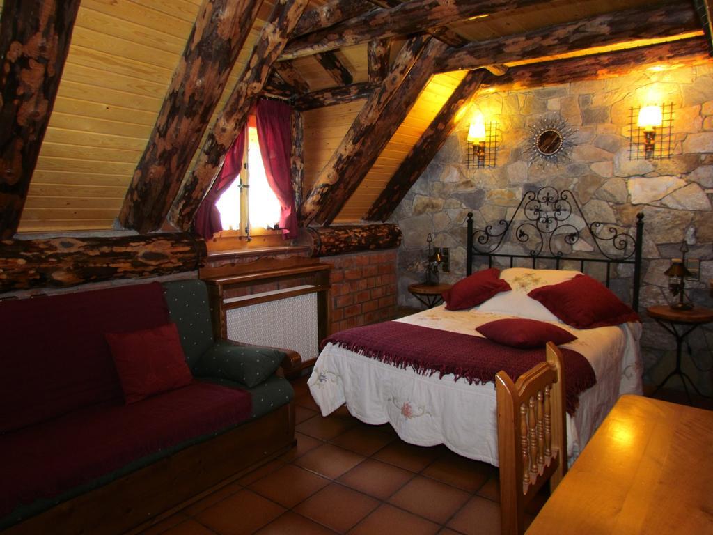 Casa Rural Fontamil Gistaín Kamer foto
